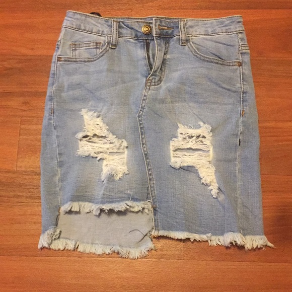 Charlotte Russe Skirt - Picture 1 of 2